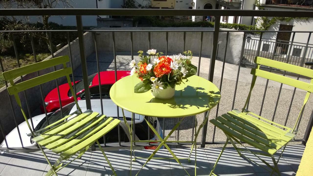 Red Apartment - Residenza Silvana Verbania Exterior photo